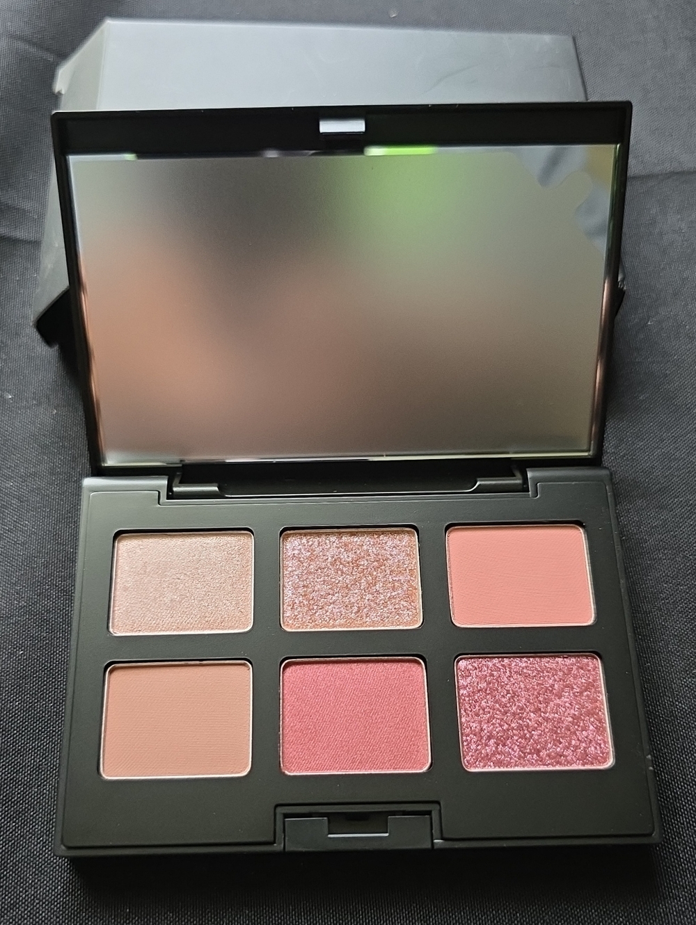 Color Street Rose & Pink Six-Shade Eyeshadow Palette